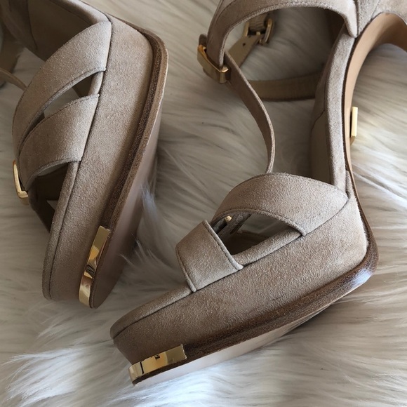 Michael Kors Collection Leandra Suede Sandal 10.5 - Picture 9 of 9